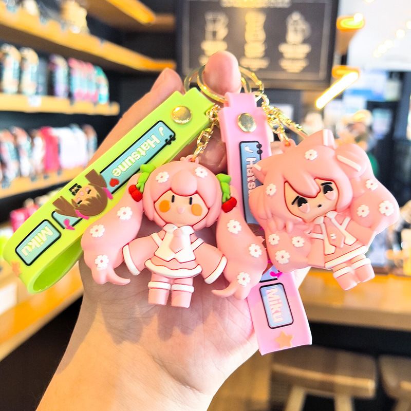 Hatsune Miku Keychain Cartoon  - Car Accessories Japanese 评论和价格