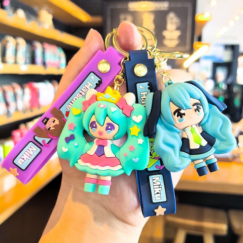 Hatsune Miku Keychain Cartoon  - Car Accessories Japanese 评论和价格